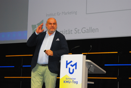 Marcus Schögel, Direktor des Instituts für Marketing, Uni St. Gallen, auf Kulturonline.ch